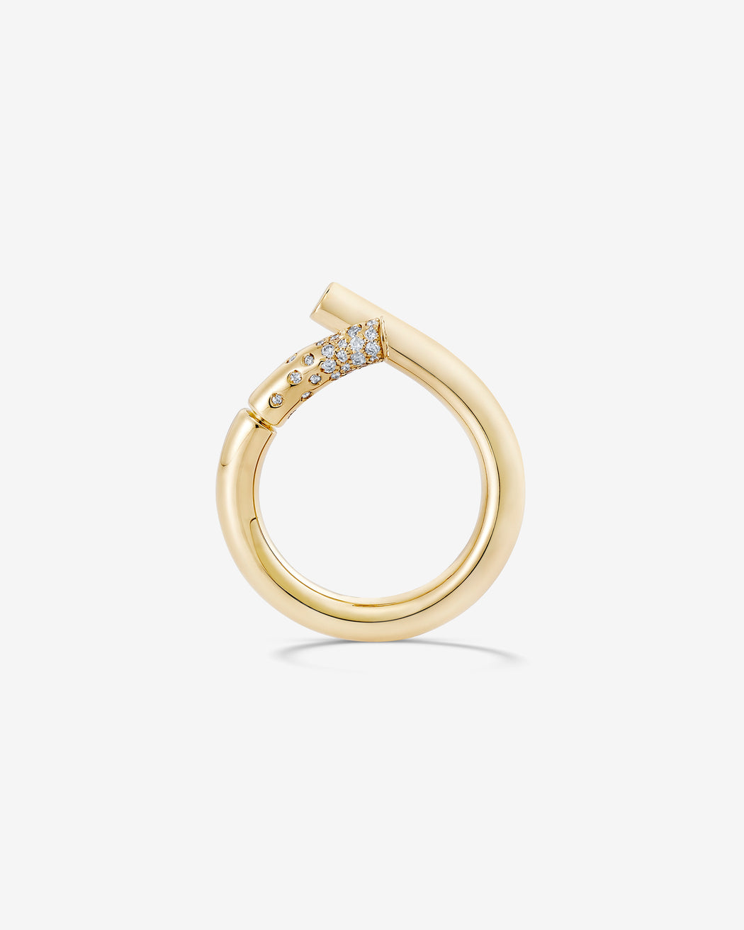Oera ring 18k Fairmined yellow gold and diamonds, Tabayer ethical fine jewelry