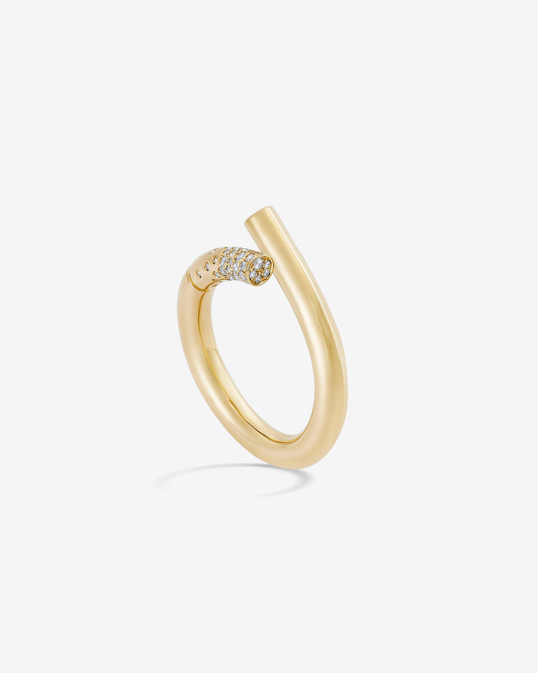 Oera ring 18k Fairmined yellow gold and diamonds, Tabayer ethical fine jewelry