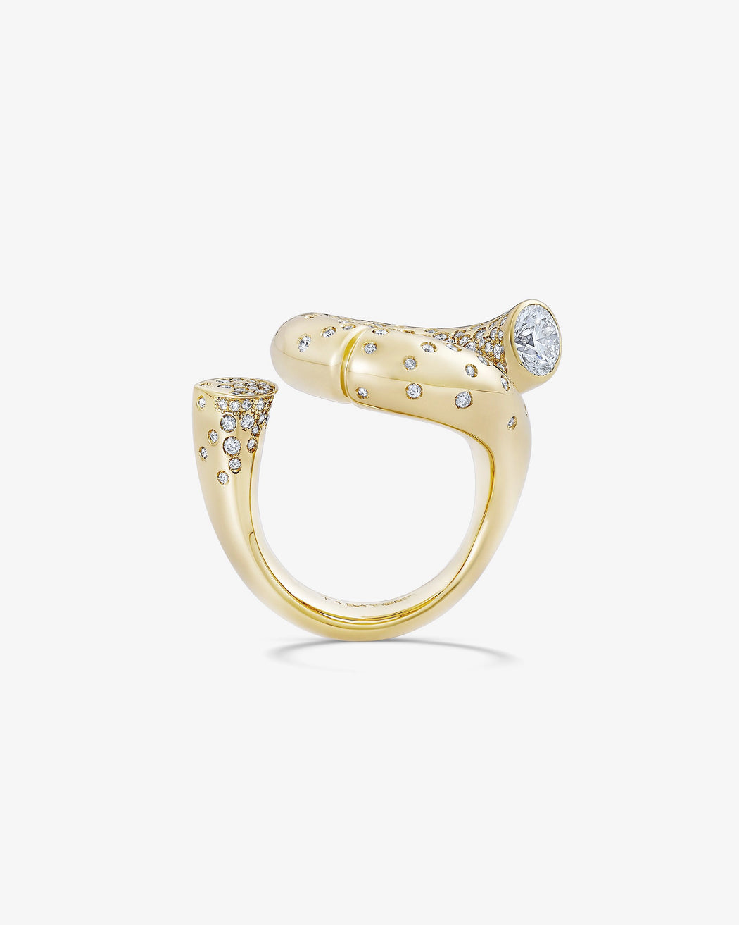 Oera ring 18k Fairmined yellow gold and diamonds, Tabayer ethical fine jewelry
