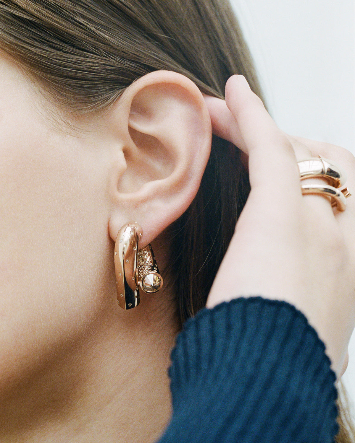 Large Oera Earring