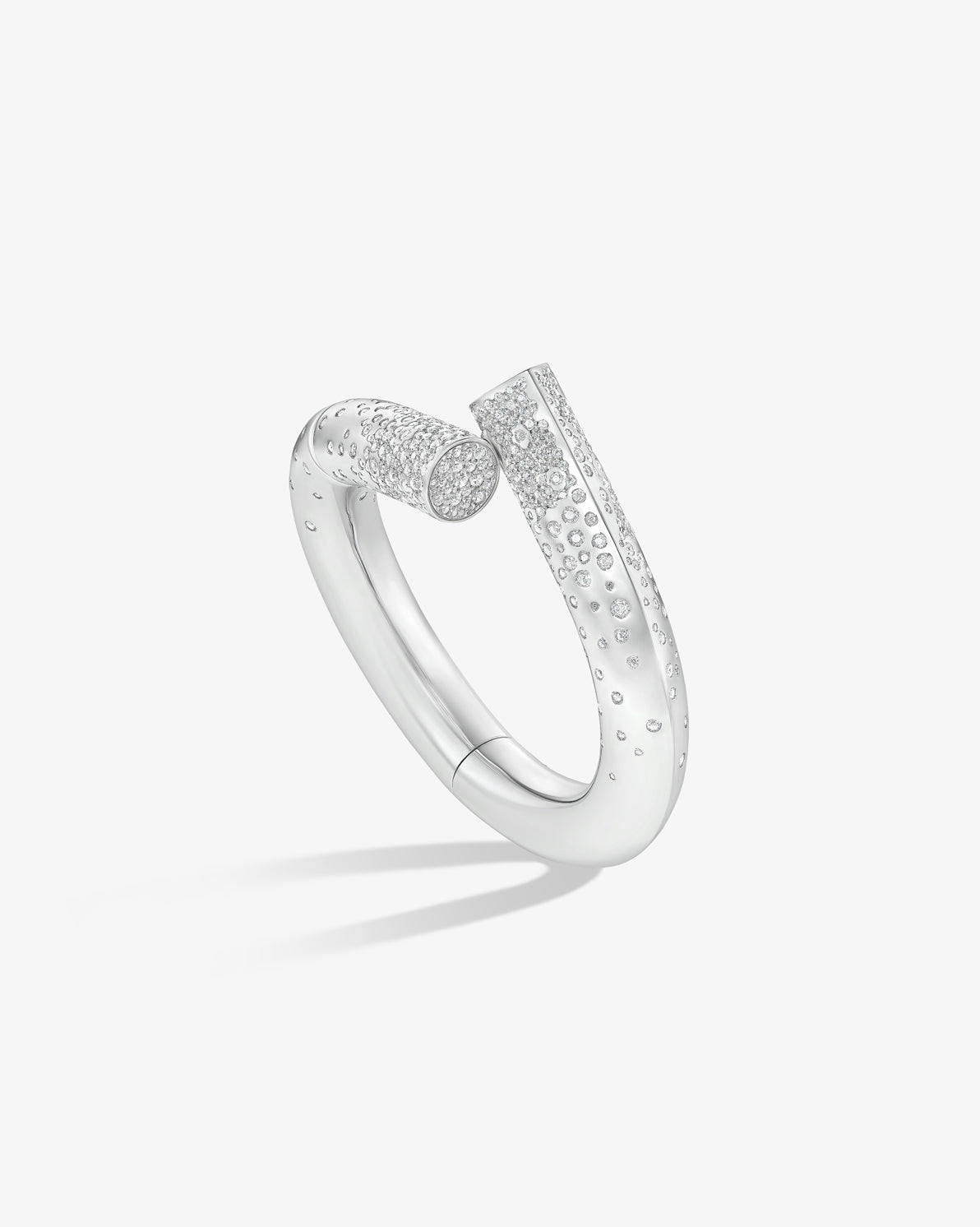 Large Loop Bracelet 18k Fairmined white gold and diamonds, Tabayer ethical fine jewelry