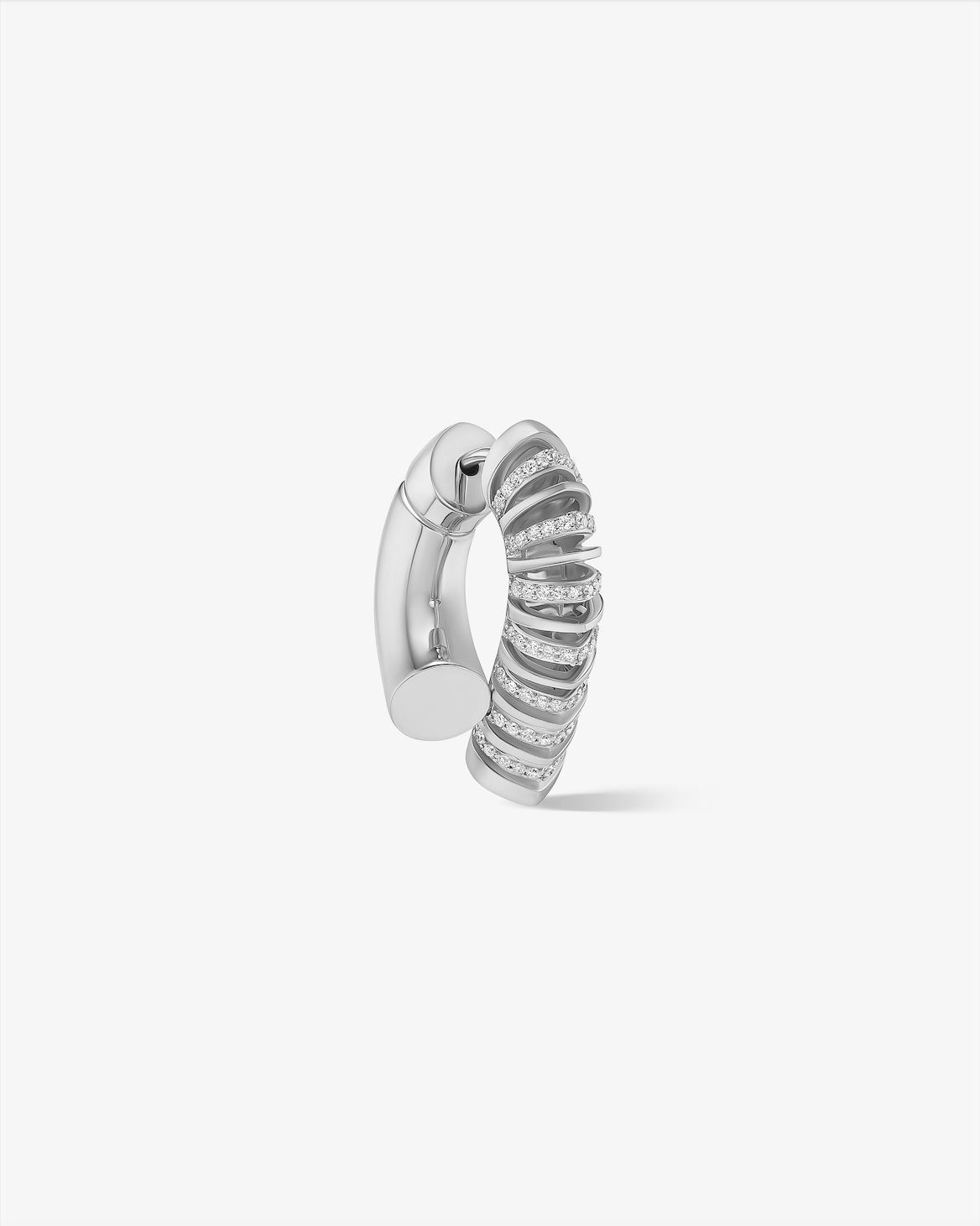 Small Oera Earring 18k Fairmined White gold paved with diamonds ribbed version