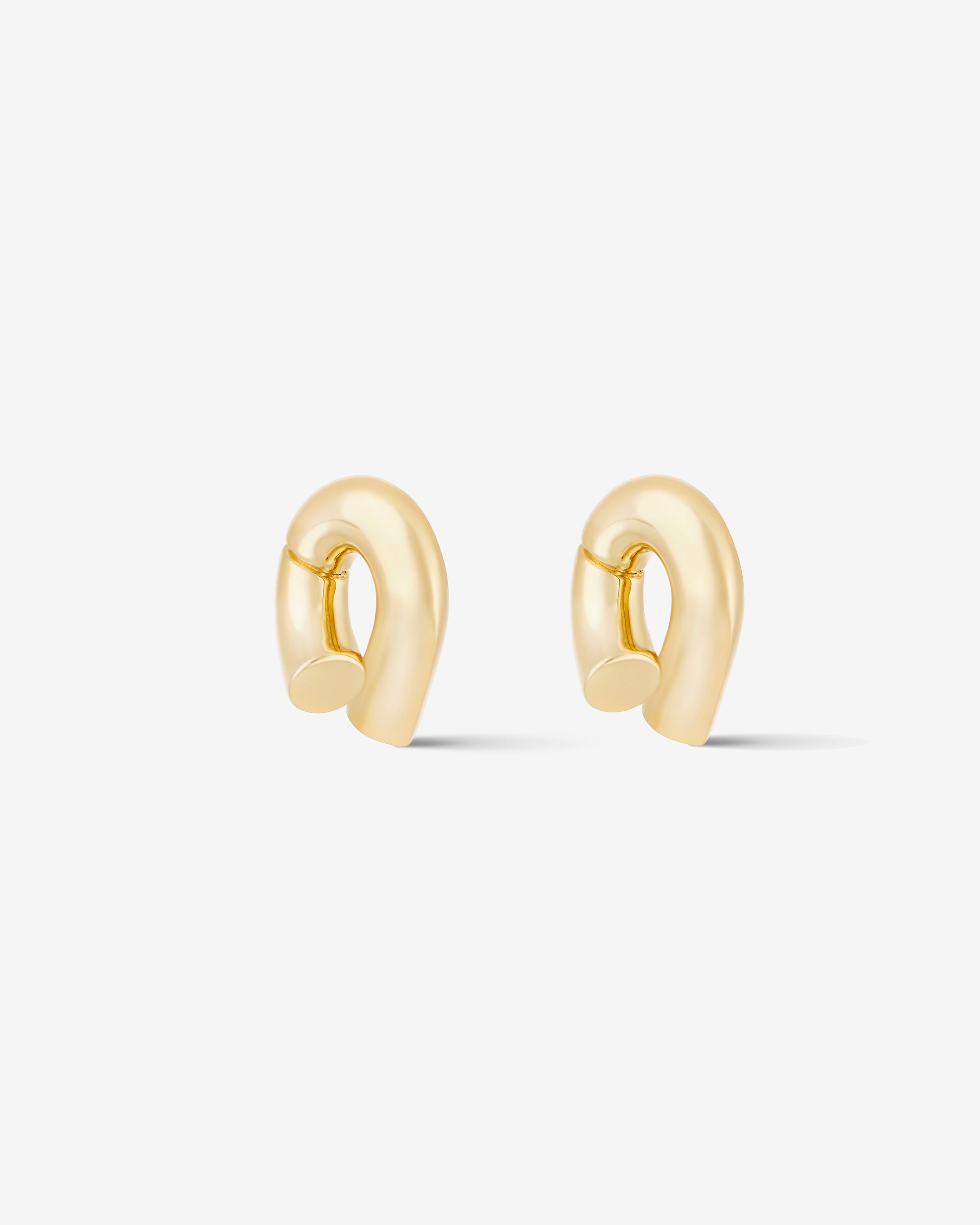 Oera Stud Earring
